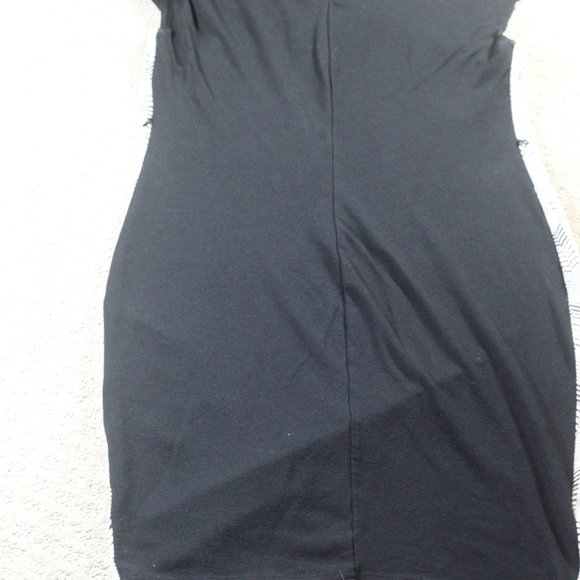 A Pea in the Pod Size Small Chevron Patterned Knee-Length Dress - Picture 2 of 5